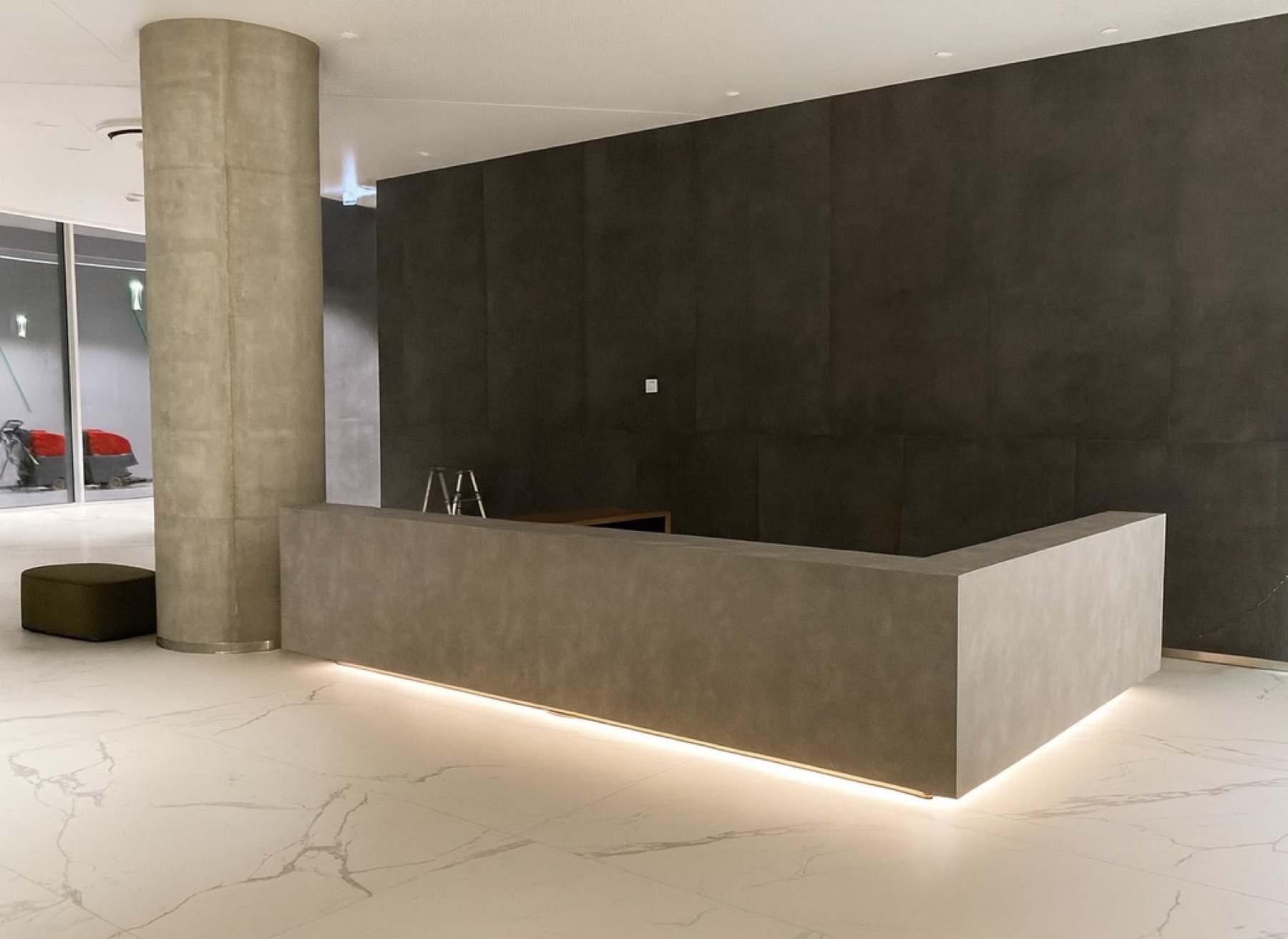 Minimal reception counter with integrated lighting